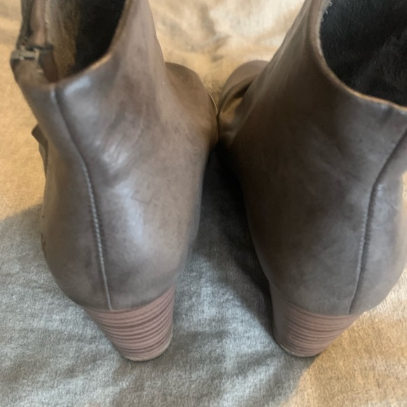 Blowfish wedge booties - Picture 4 of 6